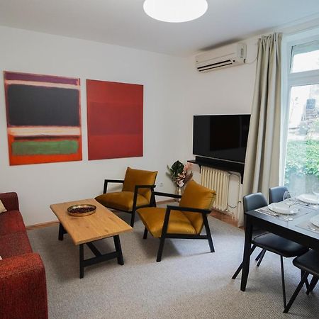 Quiet Luxury Family Apt Belgrade Fortress Center Buitenkant foto
