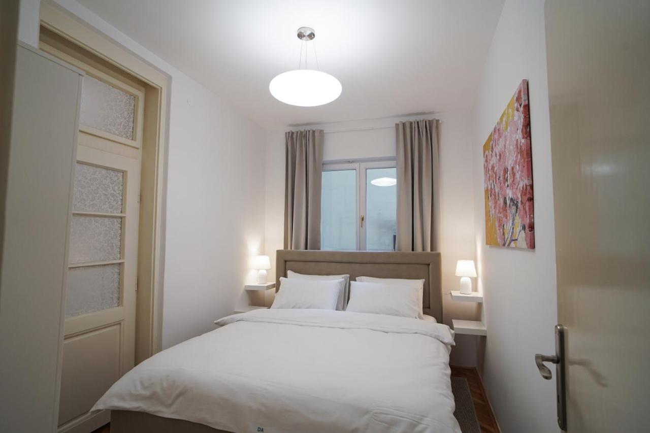 Quiet Luxury Family Apt Belgrade Fortress Center Buitenkant foto